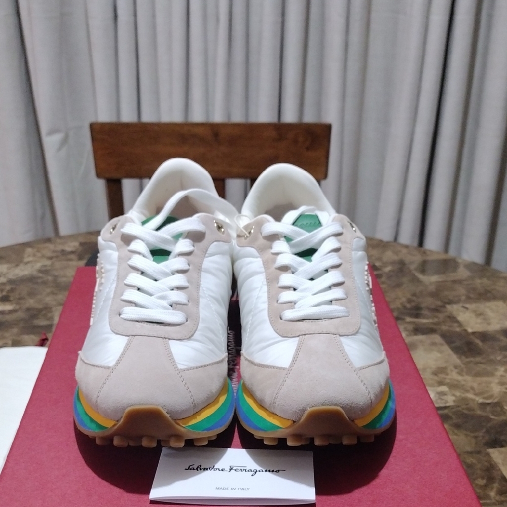 ❌SOLD❌Ferragamo Iggy Sneakers - Picture 8 of 17